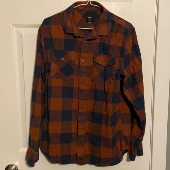 Vans Classic Fit Dress Shirt - Picture 1 of 3
